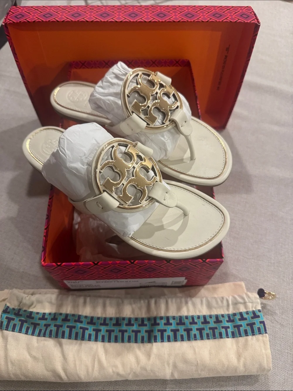 Tory Burch Bleach Metal Miller Calf Leather Sandals Size 6 with box and dust bag